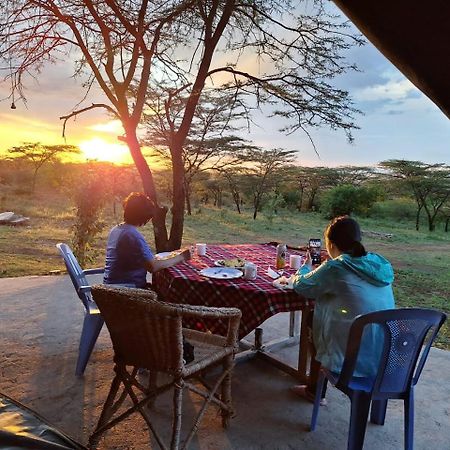 Bed and Breakfast Maasai Mara Safari Camp In Kenya Sekenani Esterno foto