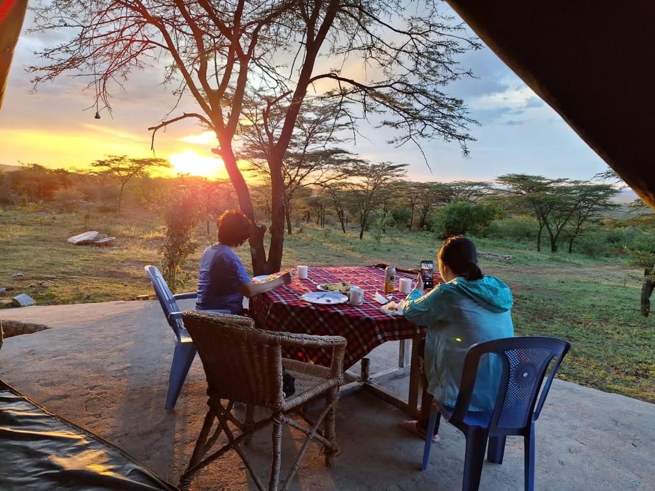 Bed and Breakfast Maasai Mara Safari Camp In Kenya Sekenani Esterno foto